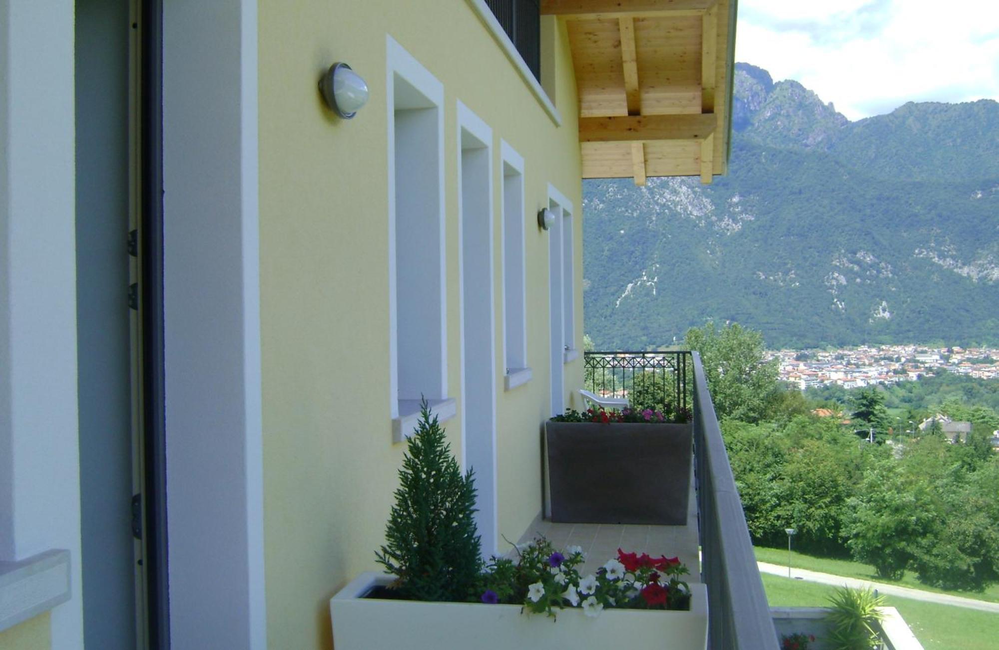Affittacamere Rubino Guest House Ponte nellʼAlpi المظهر الخارجي الصورة