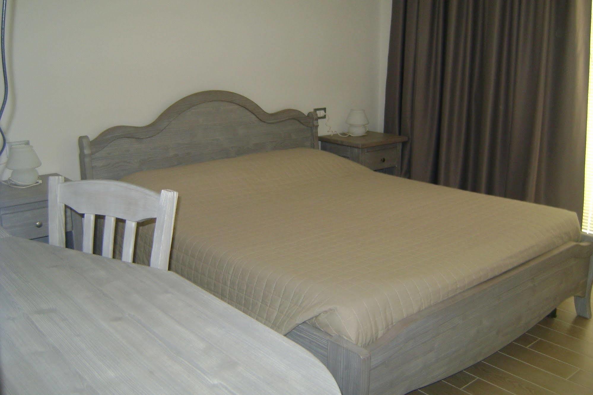 Affittacamere Rubino Guest House Ponte nellʼAlpi المظهر الخارجي الصورة