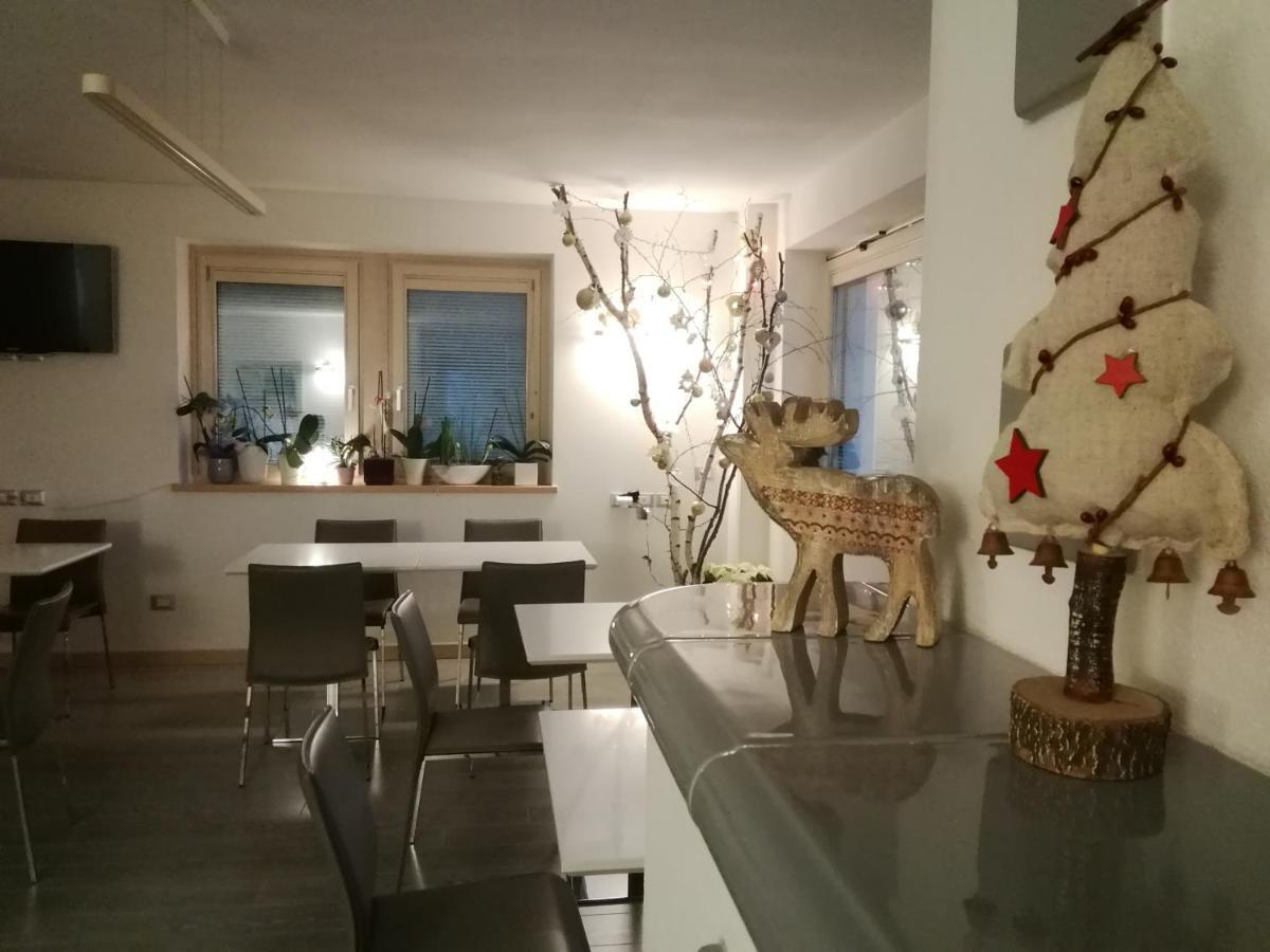 Affittacamere Rubino Guest House Ponte nellʼAlpi المظهر الخارجي الصورة